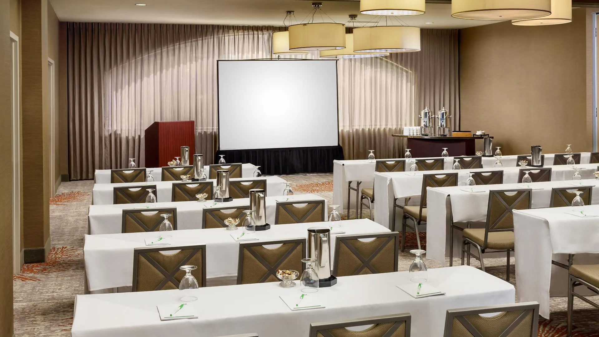Hilton Garden Inn Charlotte Uptown