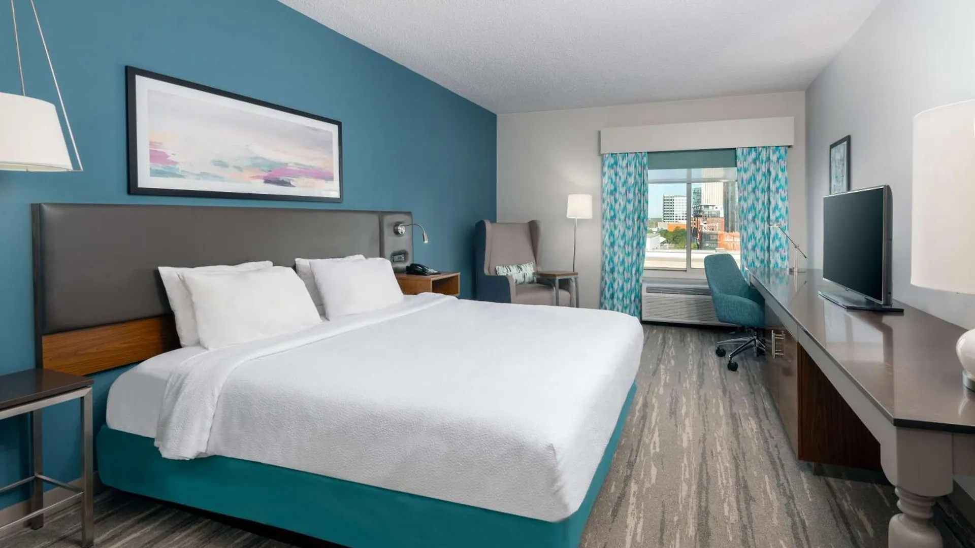 Hilton Garden Inn Charlotte Uptown 3*,